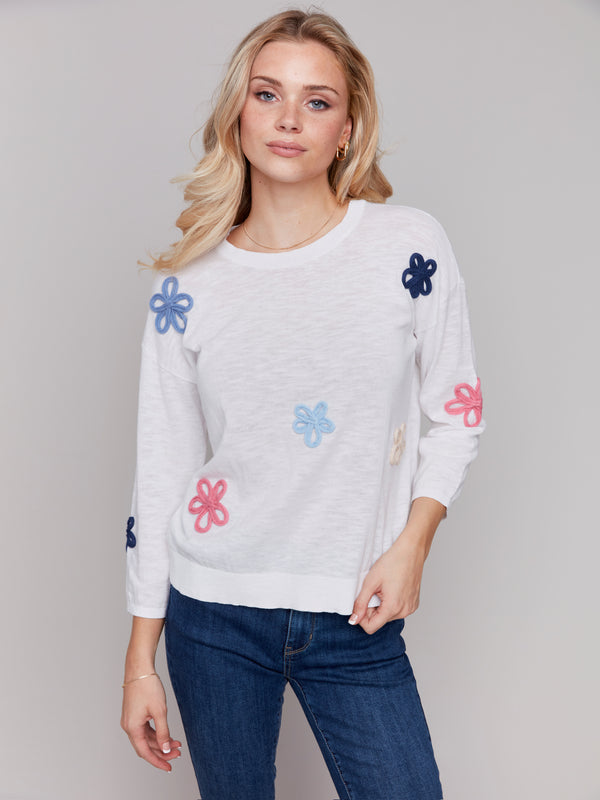 3/4 SLEEVE EMBROIDERED DAISY SWEATER