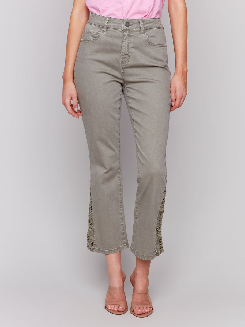 LACE CUT SIDE SLIM PANT