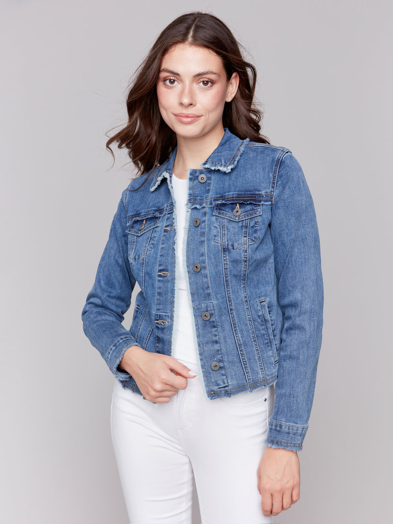 JEAN JACKET WITH FRAY EDGE