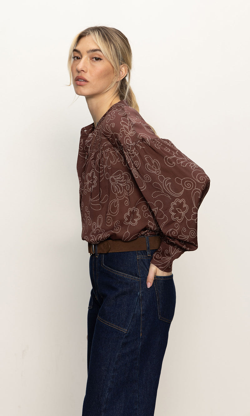 KEEP ME CLOSE BLOUSE