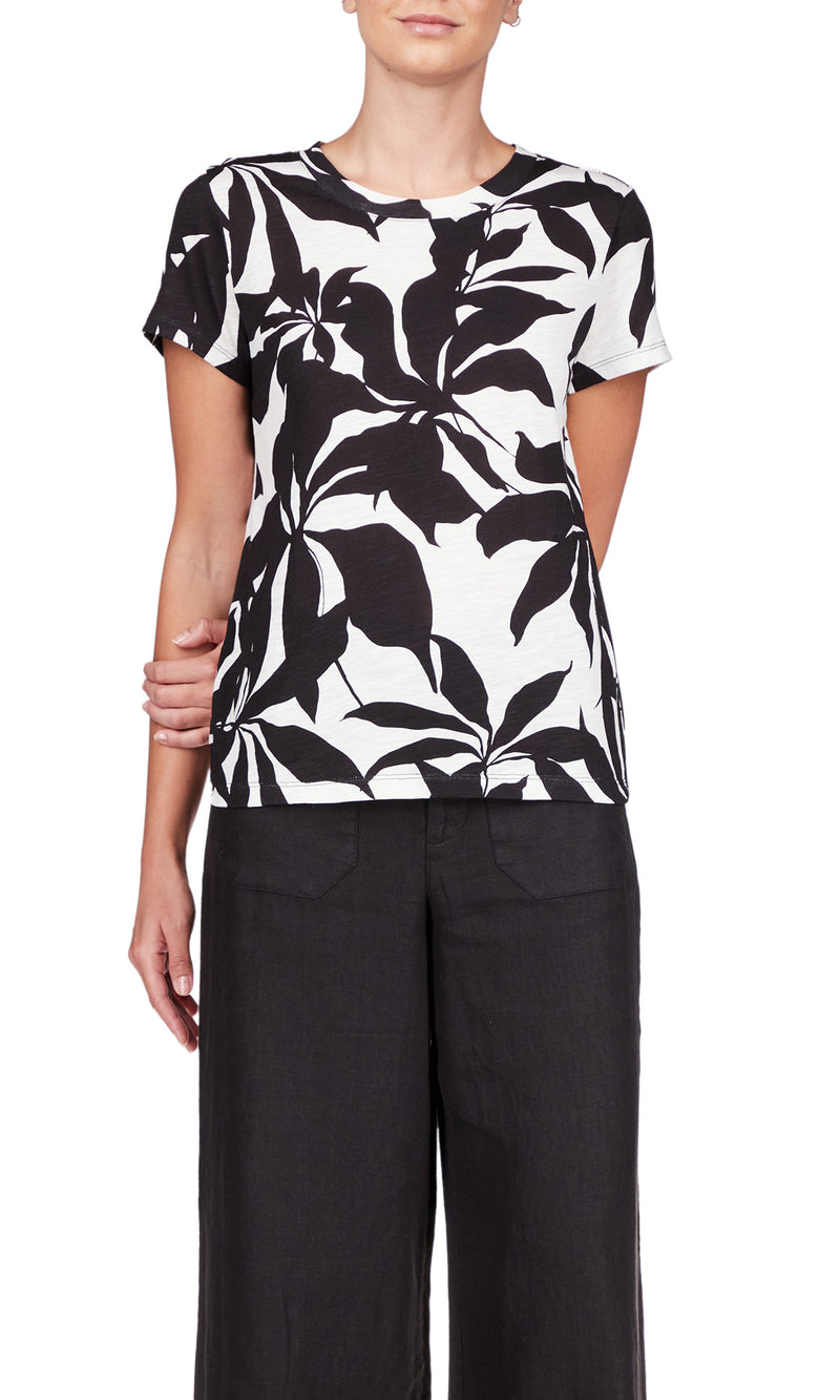 THE PERFECT TEE (available in more colors)