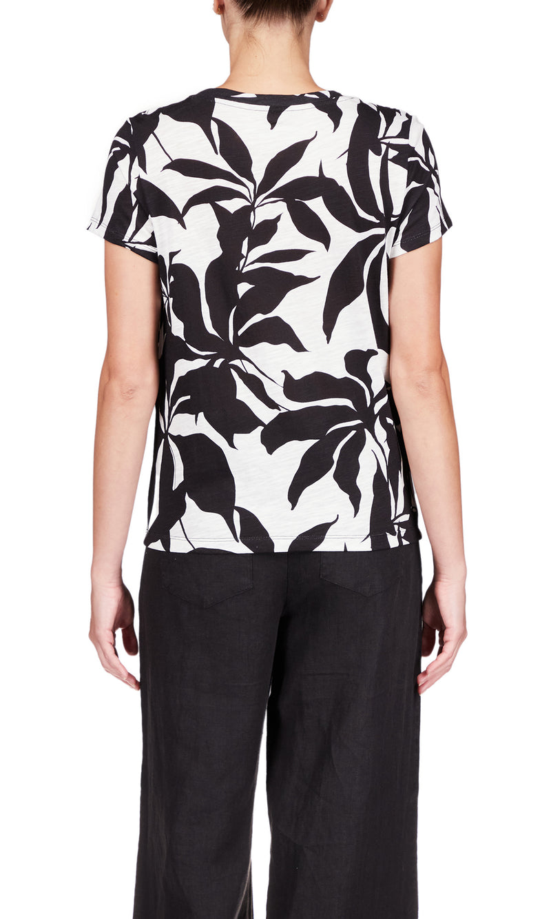 THE PERFECT TEE (available in more colors)