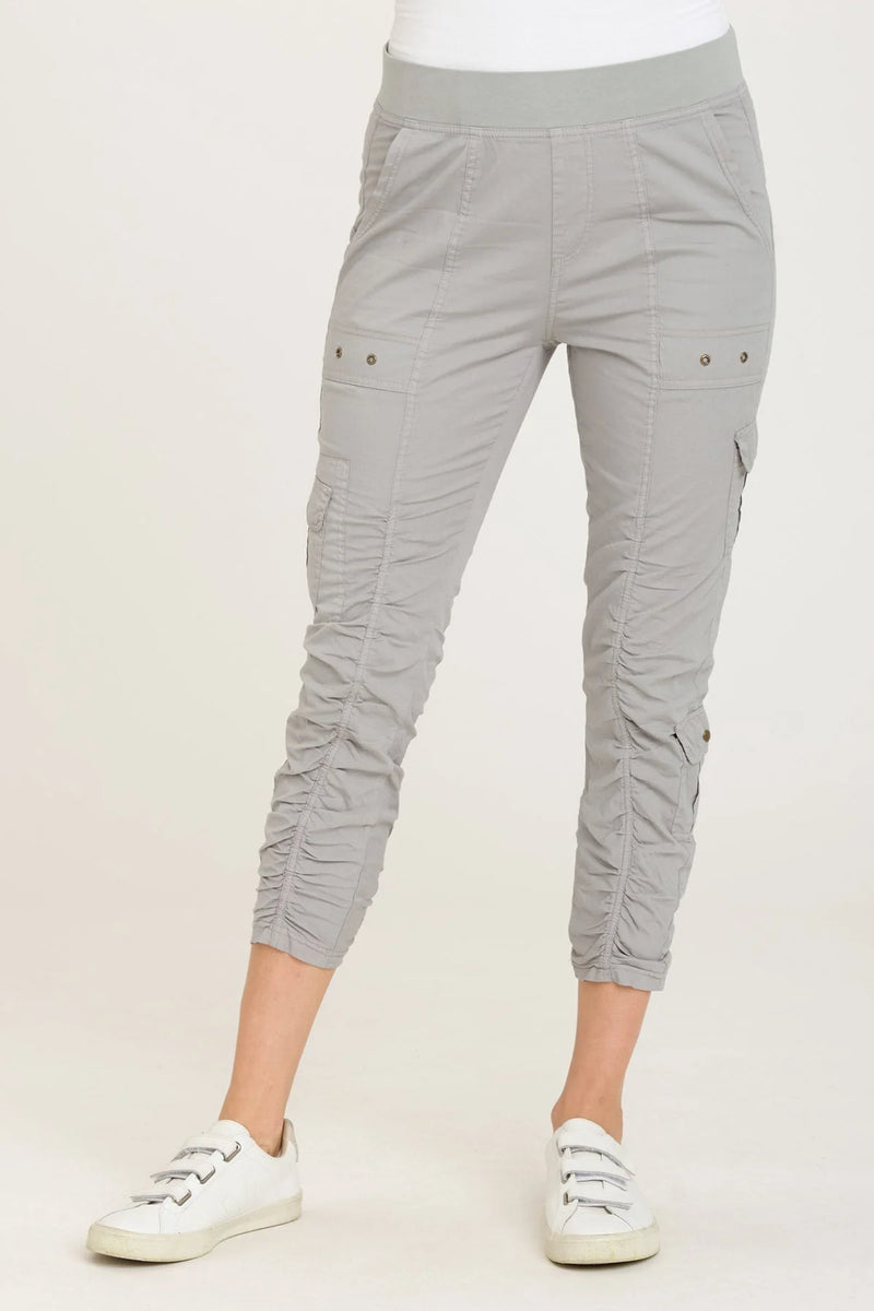 TILTON LEGGING (available in charcoal)