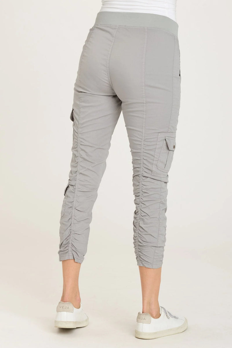 TILTON LEGGING (available in charcoal)