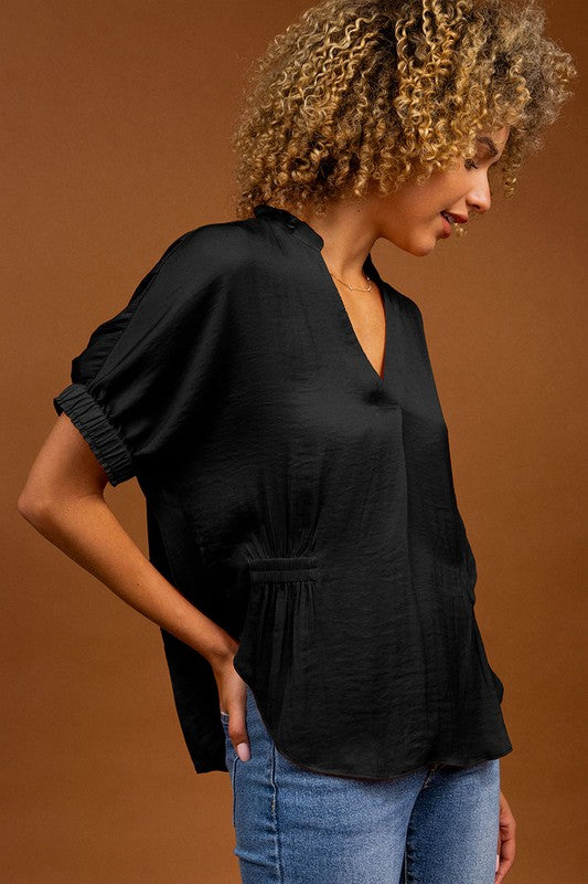 BLOUSE WITH ELASTIC DETAIL