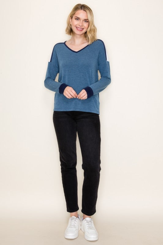 COLOR TRIM SHOULDER PULLOVER
