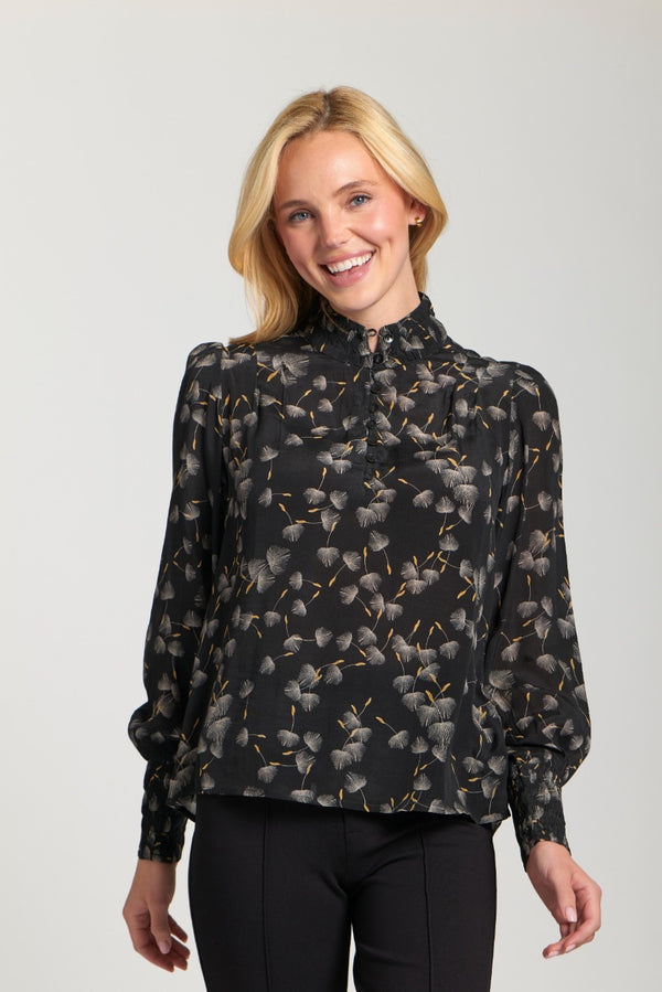PUFF SLEEVE WITH RUCHING BLOUSE
