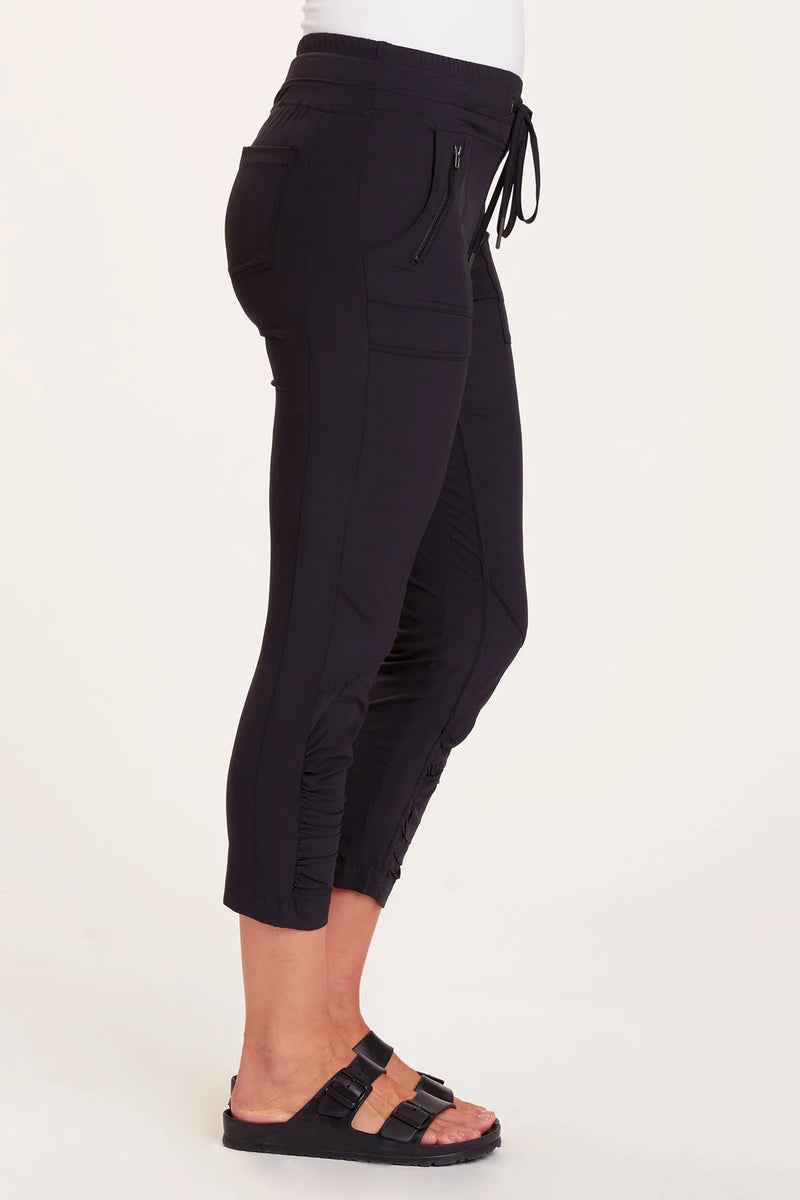 AKSANA LEGGING  (available in 2colors)