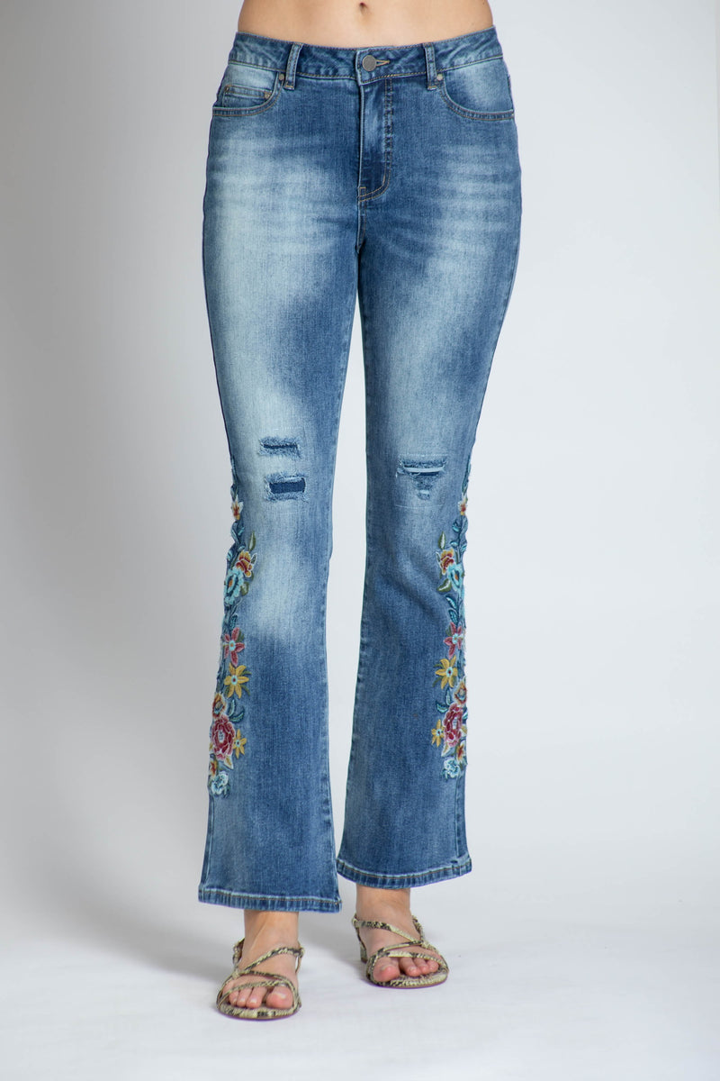 EMBROIDERED JEAN