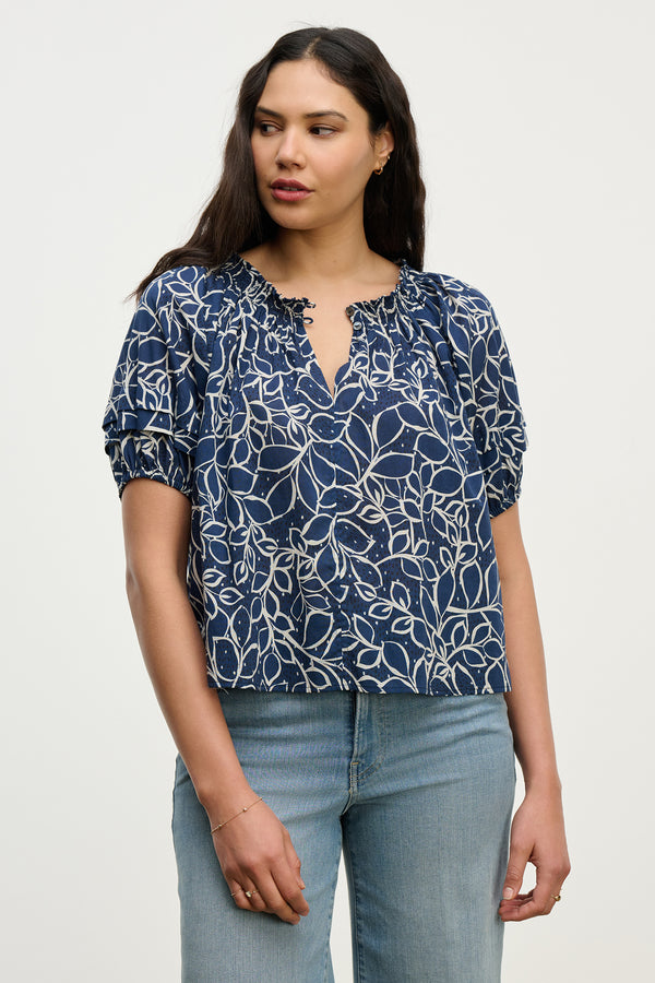PRINTED SHORT SLEEVE BLOUSE