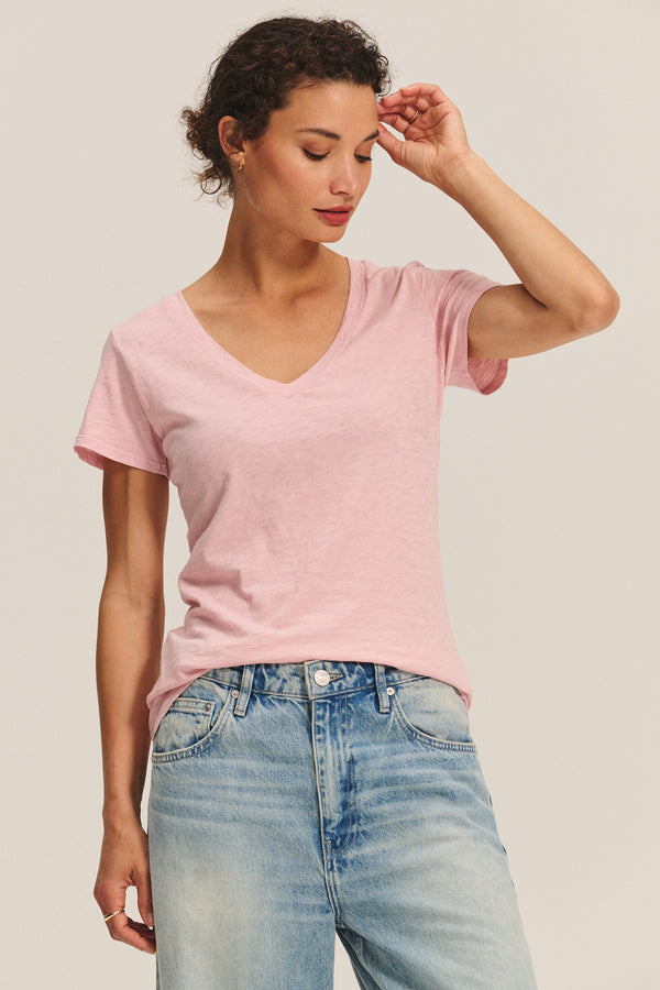 SHORT SLEEVE V NECK TEE