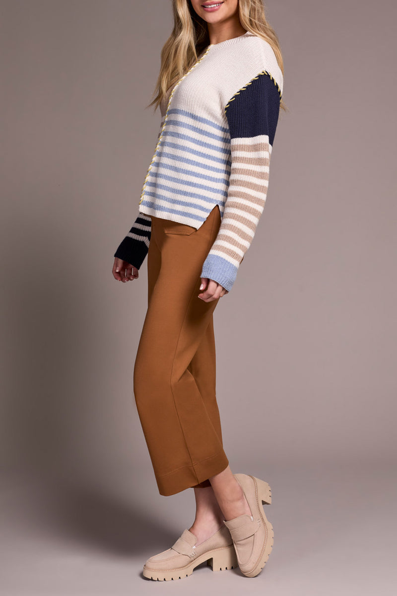 BOAT NECK SWEATER