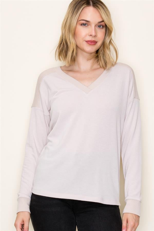 V NECK FABRIC BLOCK TOP (available in 2 colors)