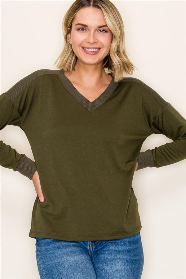 V NECK FABRIC BLOCK TOP (available in 2 colors)