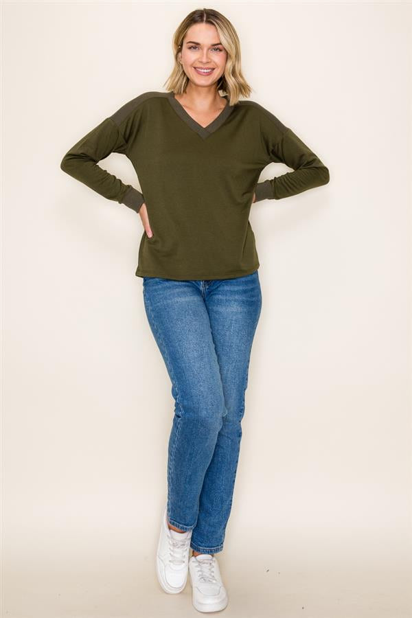 V NECK FABRIC BLOCK TOP (available in 2 colors)