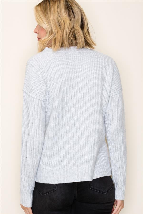 CHUNKY YARN V NECK SWEATER