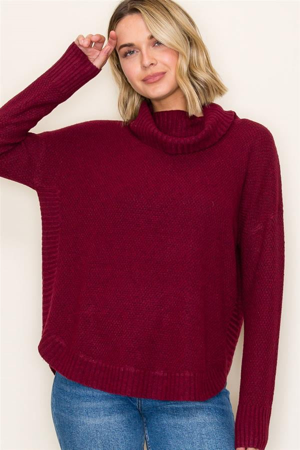 SLOUCHY TURTLE NECK SWEATER