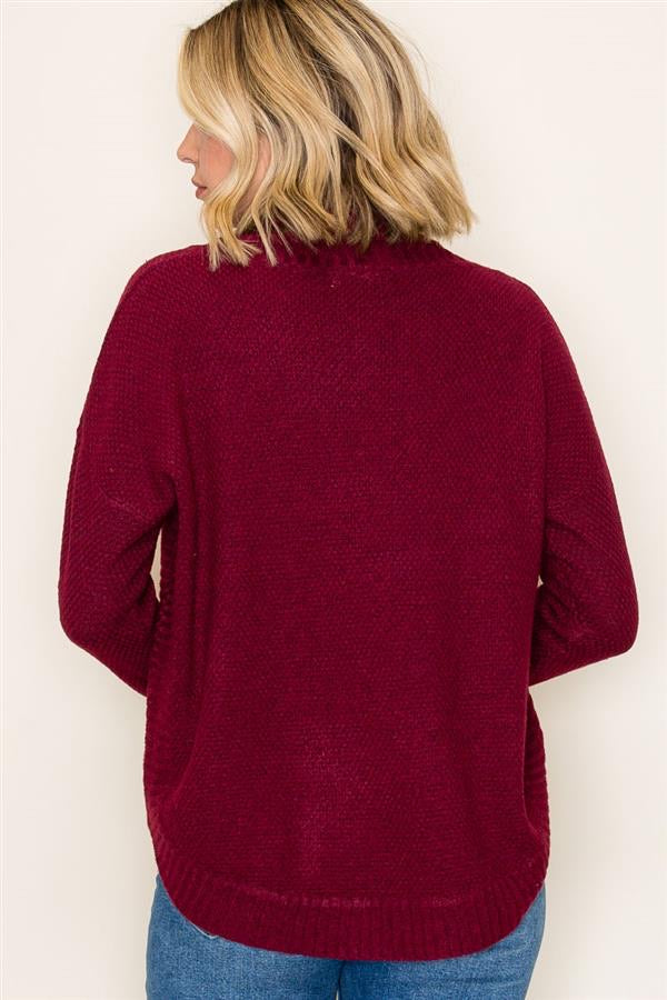 SLOUCHY TURTLE NECK SWEATER