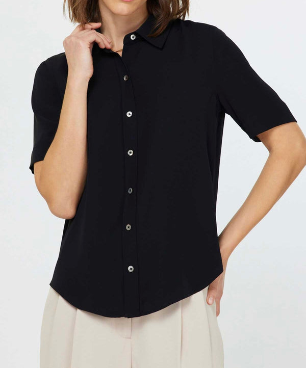 1/2 SLEEVE BUTTON DOWN SHIRT
