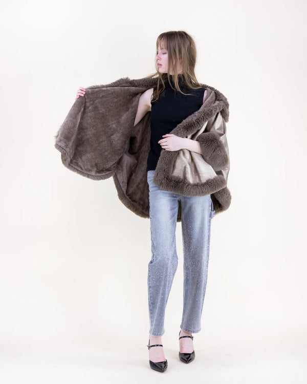 LUSTER FAUX FUR TRIM CAPE