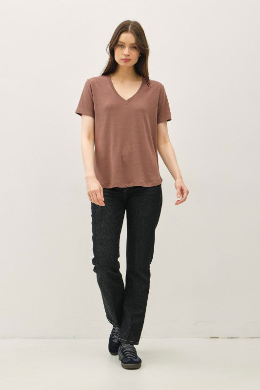 SUPER SOFT V NECK TEE ( available in 2 colors)