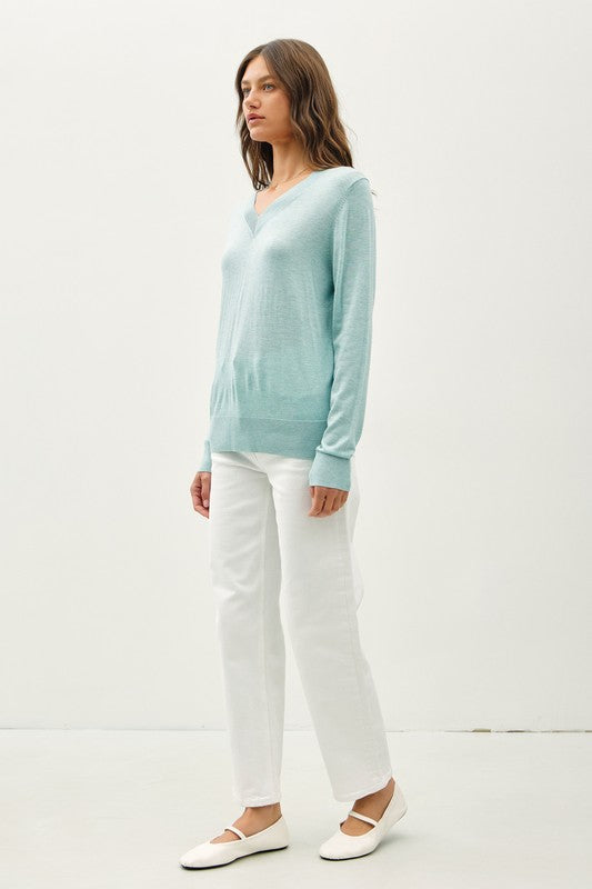 LIGHTWEIGHT V NECK SWEATER (available in more colors)