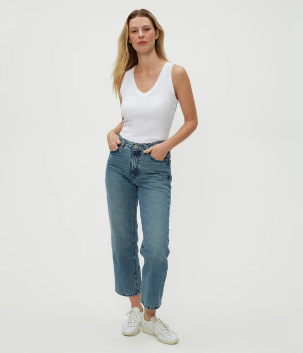 MAYA V NECK TANK